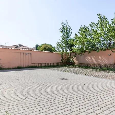 Pisa Airport & Station Cozy Flat - Private Parking Apartment Pisa